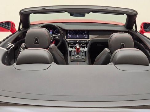 New 2025 Bentley Continental GTC image 23