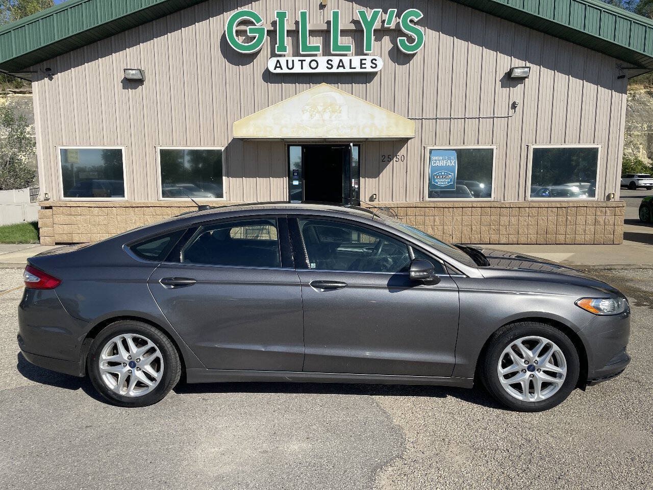 Used 2014 Ford Fusion SE FWD image 1