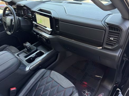 Used 2025 Chevrolet Silverado 1500 RST w/ Redline Edition AWD/4WD image 27