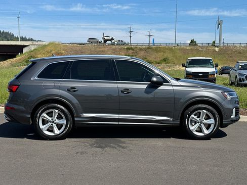 Used 2024 Audi Q7 3.0T Premium AWD/4WD image 2