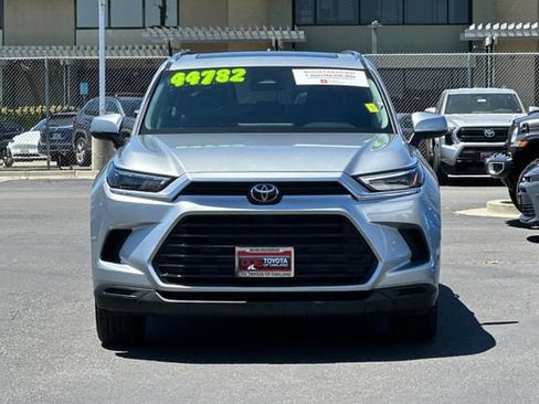 Certified 2025 Toyota Grand Highlander FWD image 9