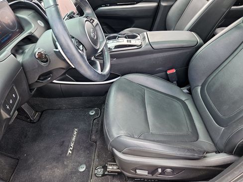 Used 2023 Hyundai Tucson Limited FWD image 13