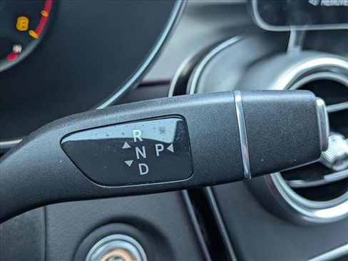 Used 2022 Mercedes-Benz GLC 300 4MATIC Coupe image 12