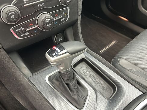 Used 2015 Dodge Charger SXT w/ AWD Plus Group image 25