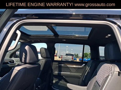 Used 2025 GMC Acadia Denali w/ LPO, Floor Liner Package AWD/4WD image 27