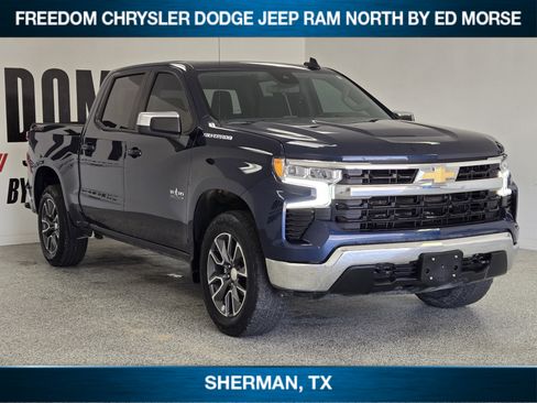 Used 2023 Chevrolet Silverado 1500 LT w/ Texas Edition Plus AWD/4WD image 2