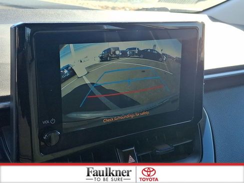 Used 2023 Toyota Corolla LE image 17