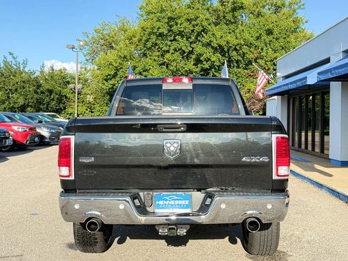 Used 2017 RAM 1500 Laramie w/ Convenience Group AWD/4WD image 19