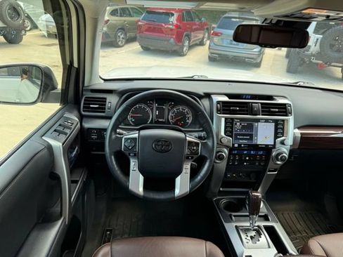 Used 2023 Toyota 4Runner Limited AWD/4WD image 61