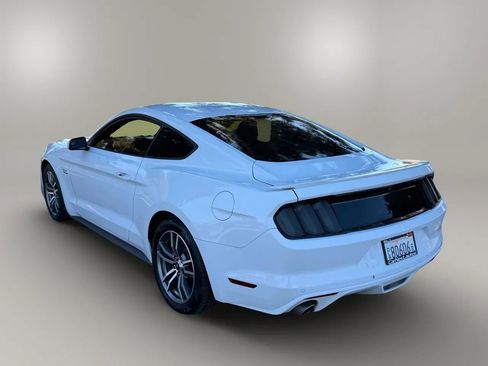 Used 2015 Ford Mustang GT RWD image 12