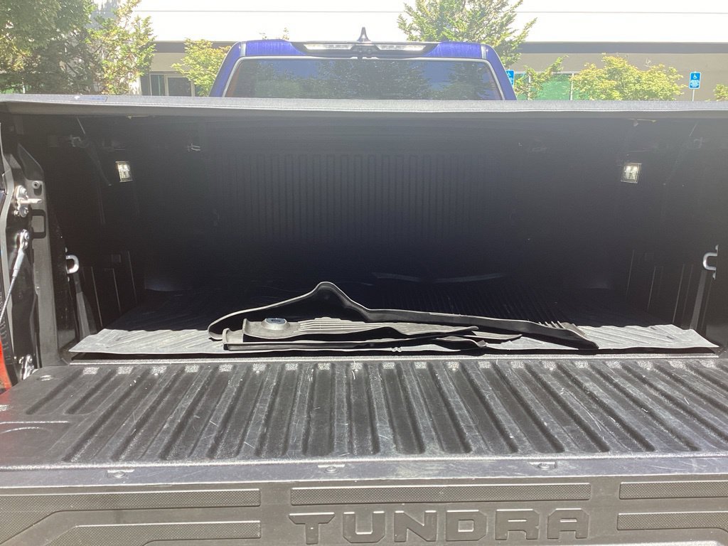 Used 2024 Toyota Tundra Platinum AWD/4WD image 10