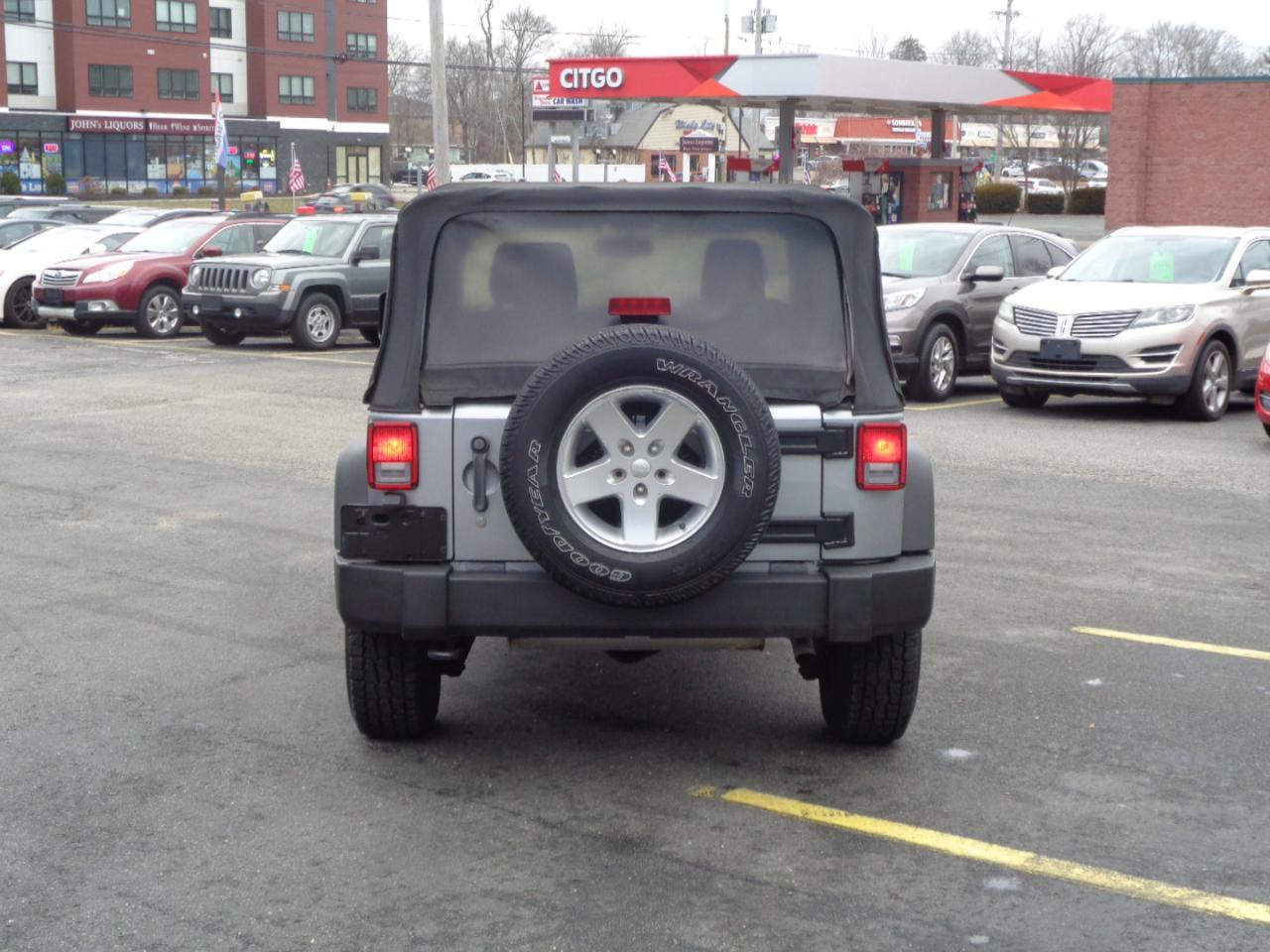 Used 2015 Jeep Wrangler Sport w/ Quick Order Package 24S AWD/4WD image 13