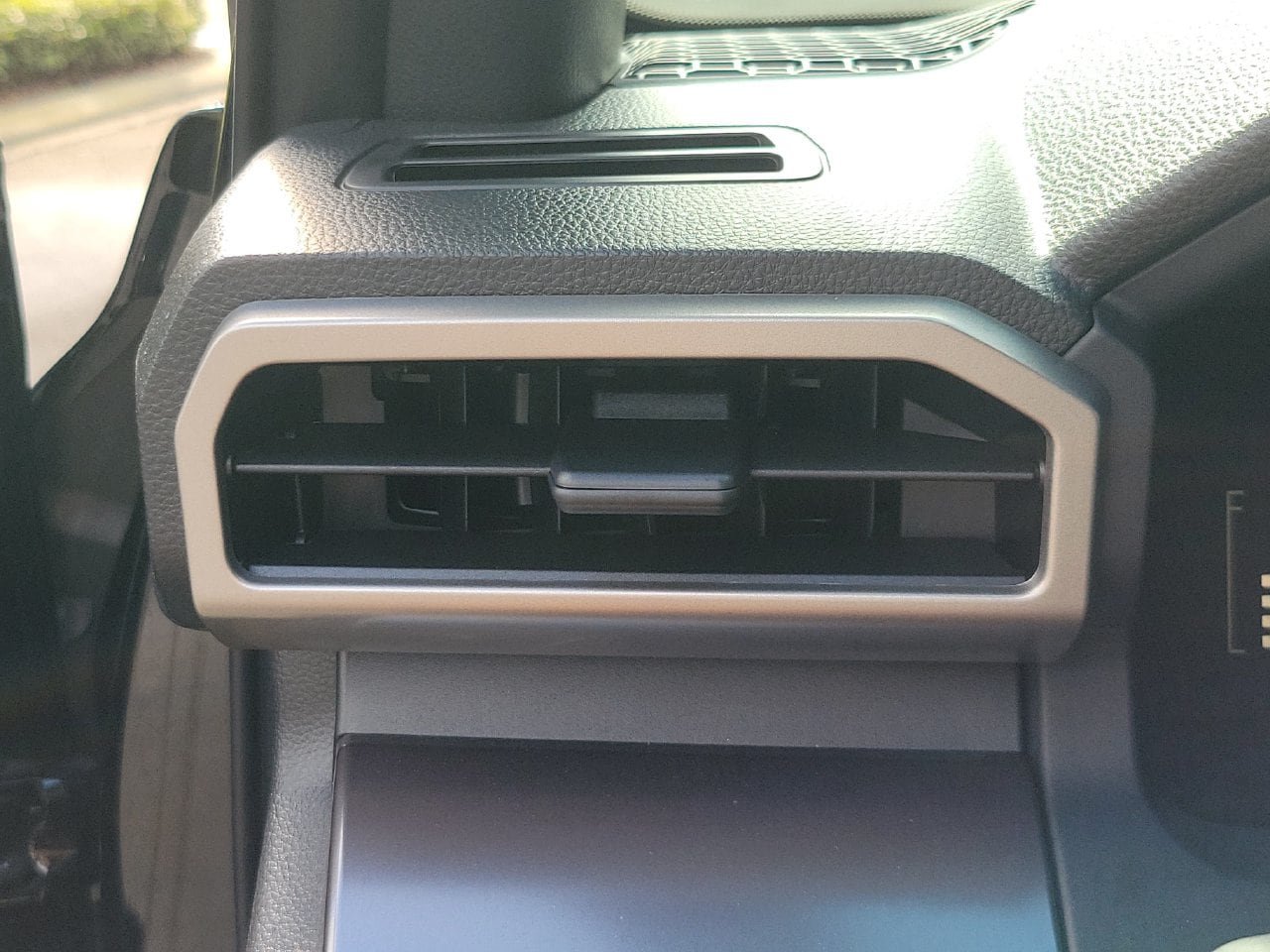 Used 2026 Toyota Tacoma SR5 RWD image 31