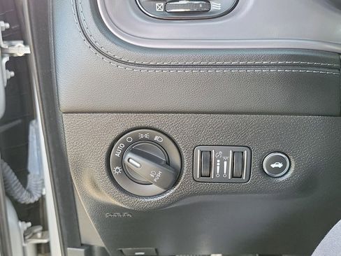 Used 2023 Dodge Charger SXT w/ Plus Group image 13