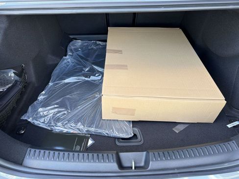 New 2026 Mercedes-Benz E 350 4MATIC Sedan image 34