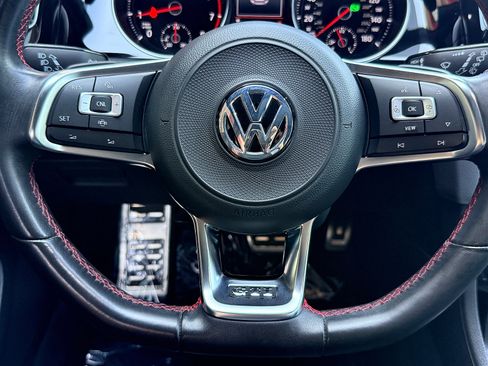Used 2020 Volkswagen GTI SE FWD image 21