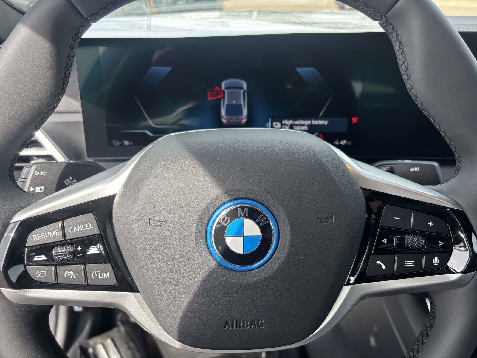 Used 2026 BMW i4 xDrive40i w/ Premium Package AWD/4WD image 11