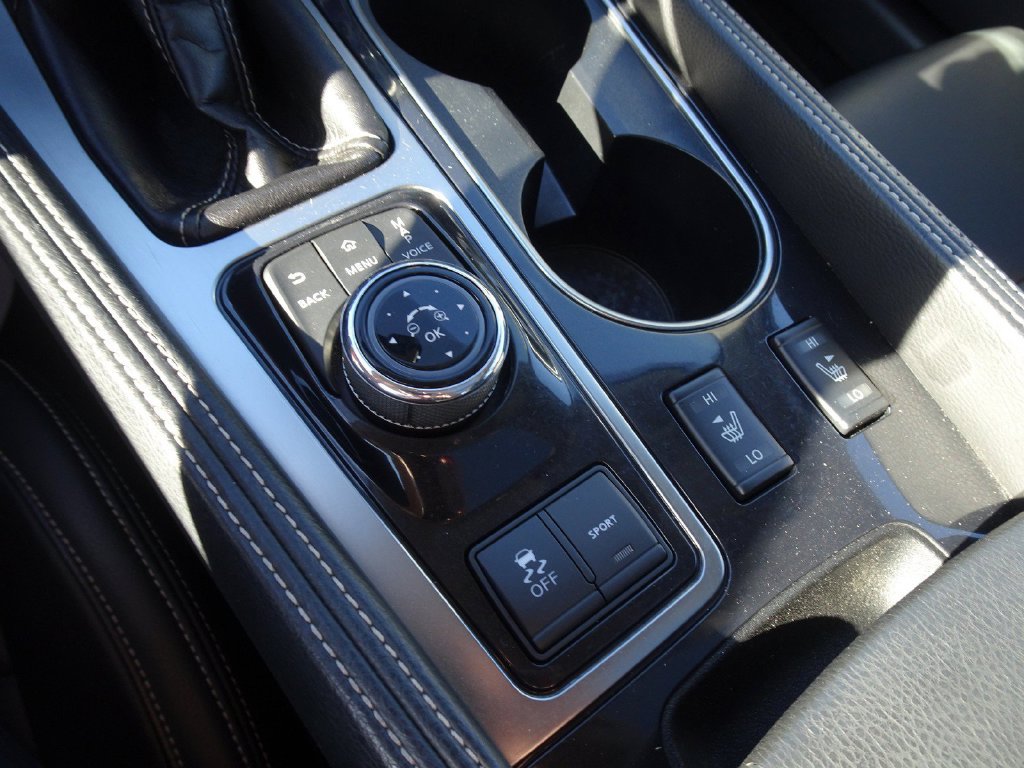 Used 2019 Nissan Maxima 3.5 SL w/ Floor Mat Group FWD image 18