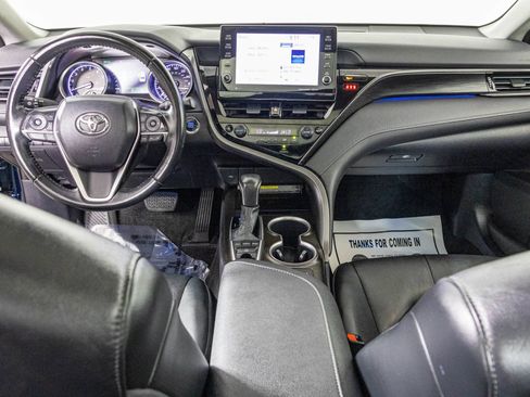 Used 2021 Toyota Camry XLE FWD image 24
