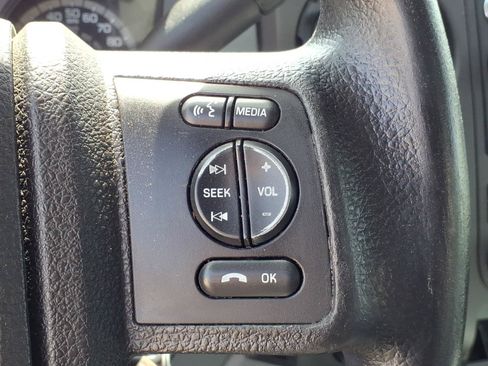 Used 2015 Ford F550 4x4 Regular Cab Super Duty image 12