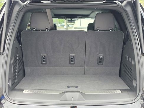 New 2026 Chevrolet Tahoe High Country RWD image 11