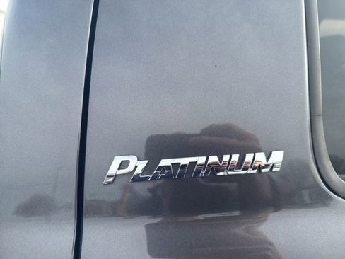 Used 2011 Toyota Tundra Limited image 8