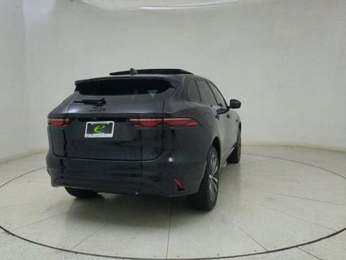 Used 2025 Jaguar F-PACE R-Dynamic S image 70
