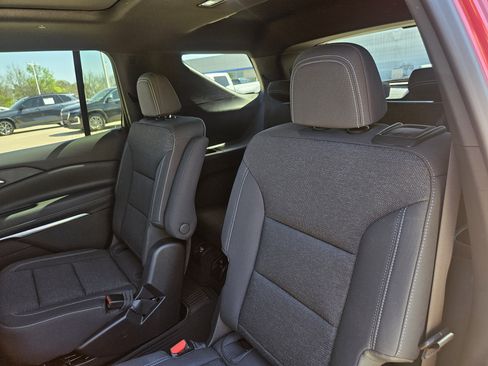 New 2026 Chevrolet Traverse LT FWD image 21