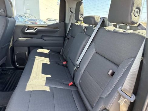 New 2026 GMC Sierra 1500 Elevation image 17