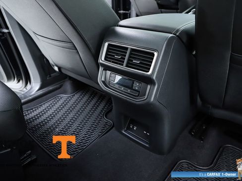 Used 2025 Volkswagen Atlas SE w/ Panoramic Sunroof Package AWD/4WD image 77