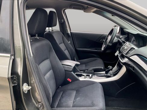Used 2013 Honda Accord Sport image 8
