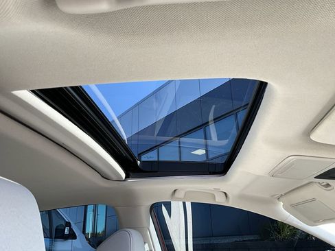 Used 2023 Honda Accord EX image 17