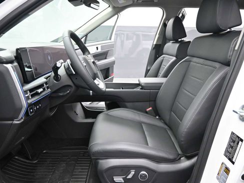 New 2026 Hyundai Santa Fe Limited image 13