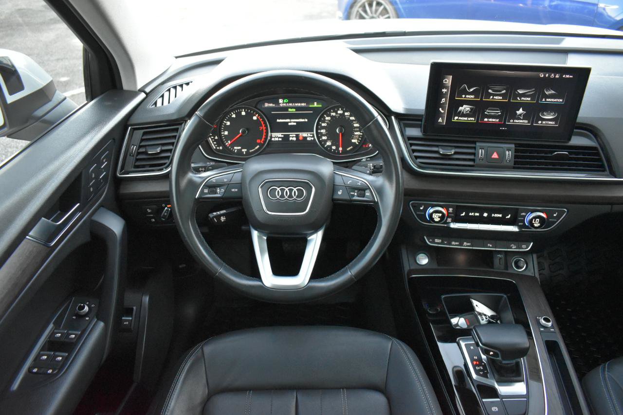 Used 2021 Audi Q5 2.0T Premium w/ Convenience Package AWD/4WD image 12