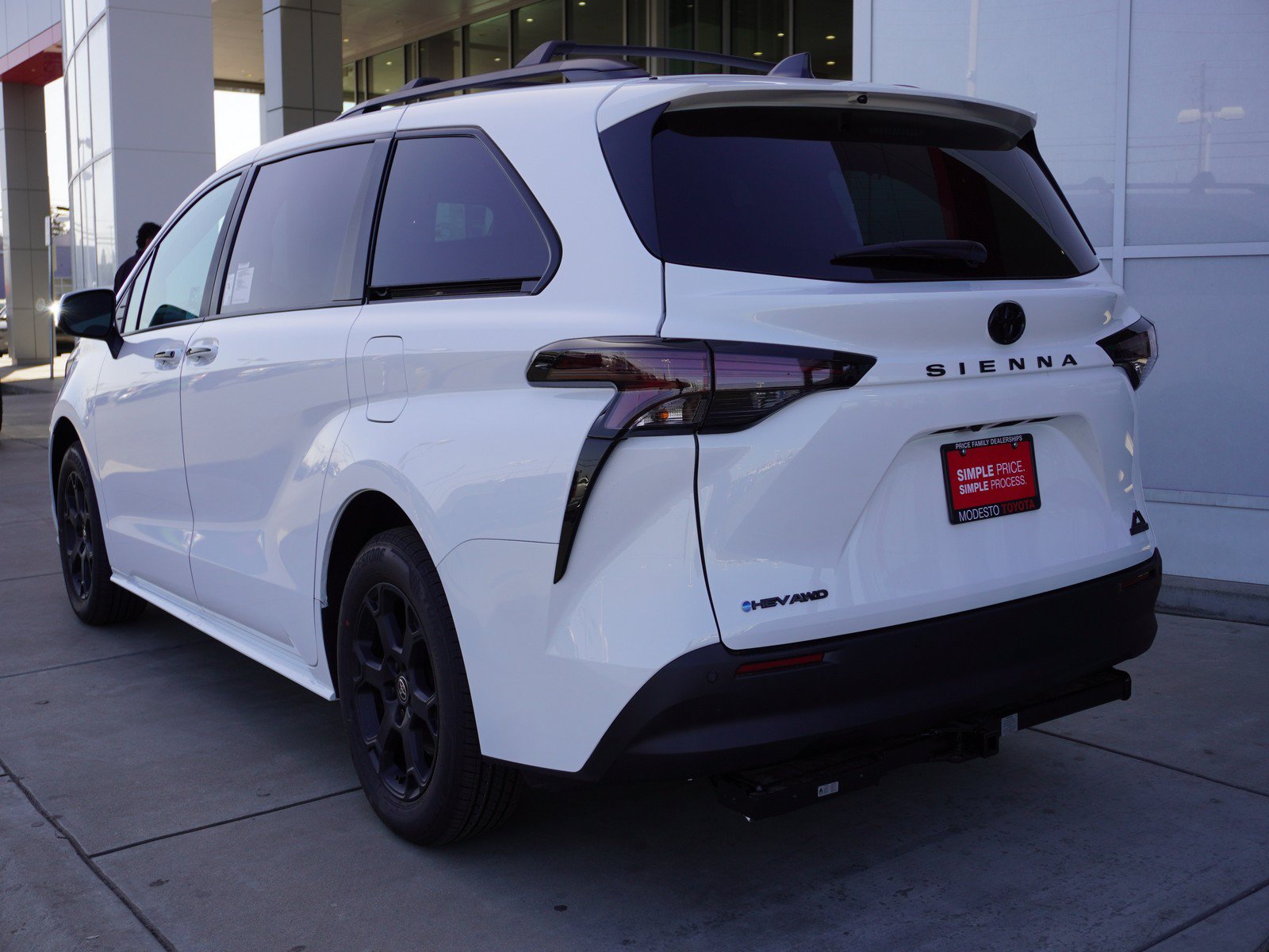 New 2026 Toyota Sienna XLE Woodland Edition AWD/4WD image 9