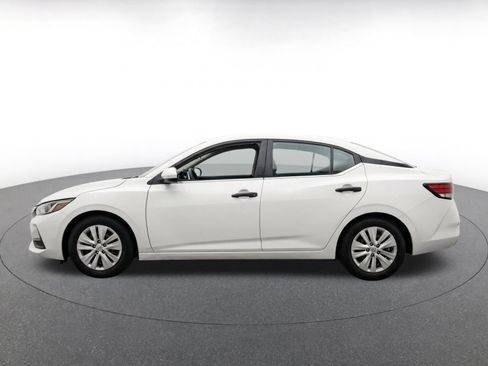 Used 2025 Nissan Sentra S FWD image 4
