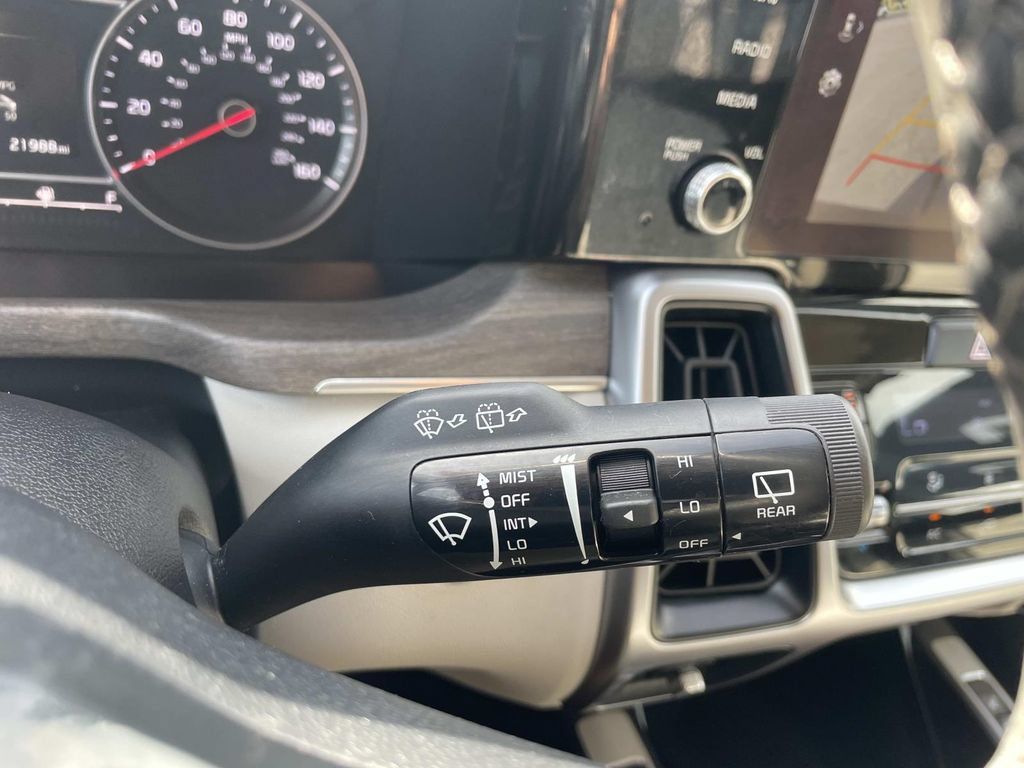Used 2023 Kia Sorento S w/ Panoramic Sunroof Package AWD/4WD image 31
