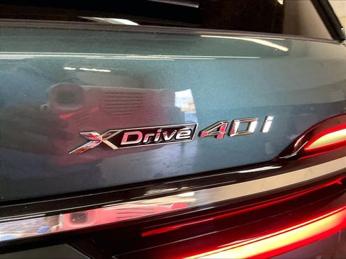 Used 2024 BMW X7 xDrive40i AWD/4WD image 11