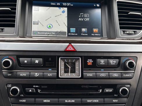 Used 2018 Genesis G80 3.8 w/ Option Group 02 image 27