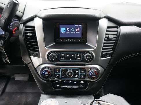 Used 2015 Chevrolet Tahoe 2WD image 16