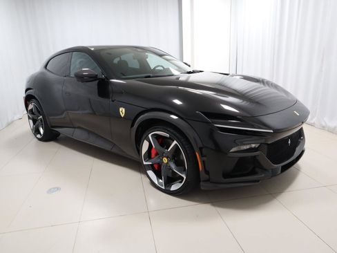 Certified 2025 Ferrari Purosangue image 5