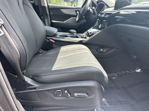 Certified 2024 Acura MDX FWD image 15
