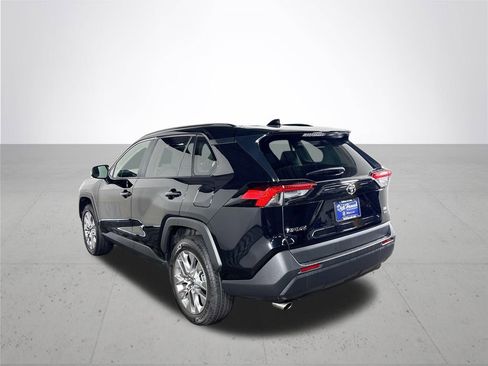 Used 2025 Toyota RAV4 XLE Premium w/ Weather Package image 8