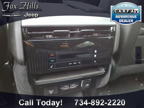New 2026 Jeep Grand Wagoneer L Limited AWD/4WD image 13