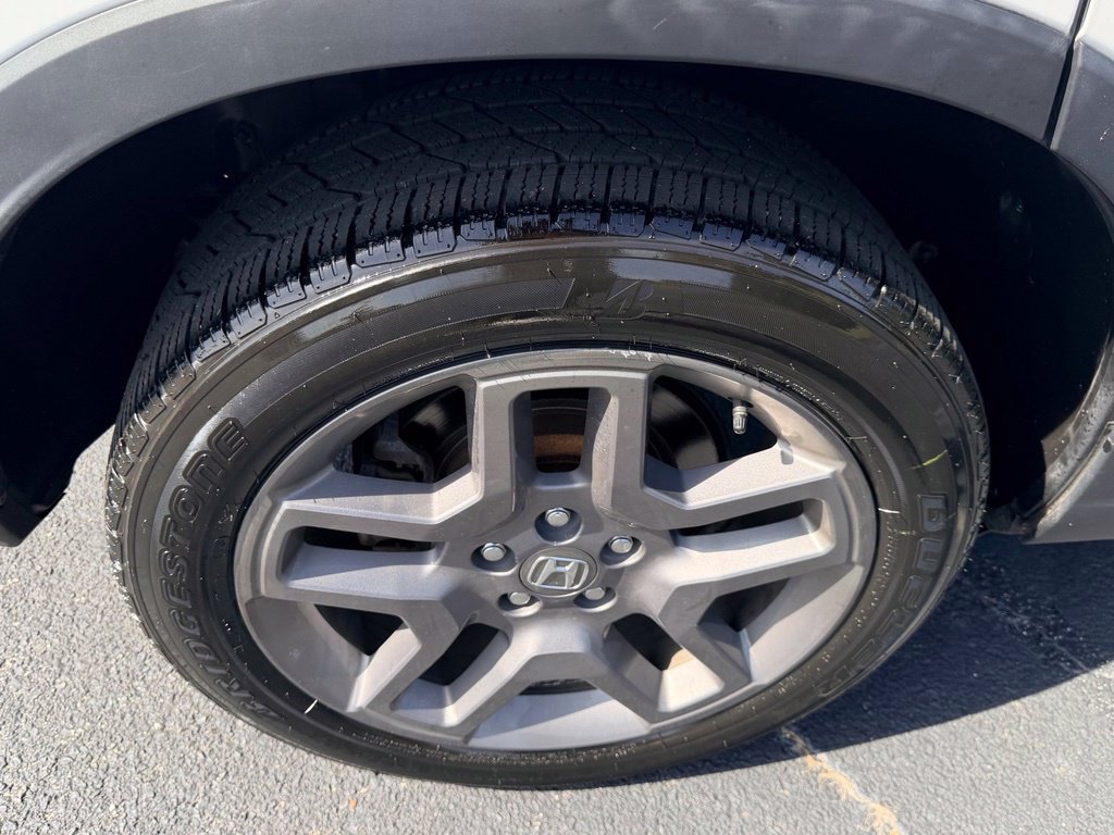 Used 2023 Honda Passport EX-L image 38