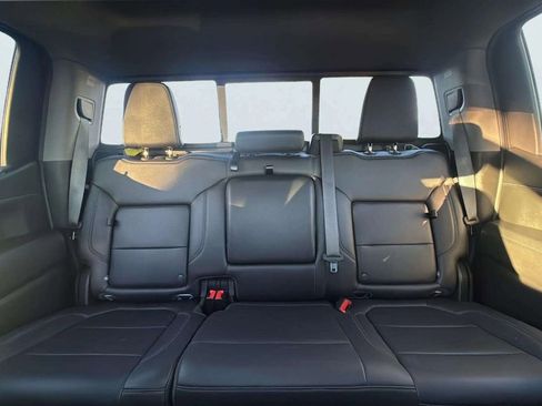 Used 2021 Chevrolet Silverado 1500 LT Trail Boss w/ Convenience Package II image 14