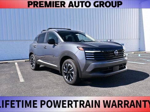 New 2026 Nissan Kicks SV w/ SV Premium Package image 1