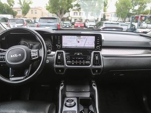 Certified 2022 Kia Sorento S image 13