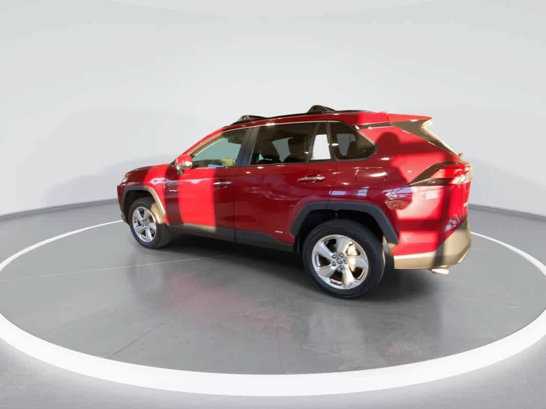Certified 2021 Toyota RAV4 Limited w/ Limited Grade Weather Package AWD/4WD image 6