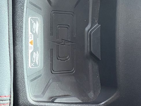 Used 2022 Chevrolet Camaro ZL1 RWD image 19